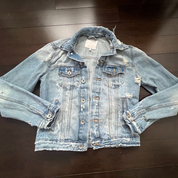 Jean jacket - Picture 2 of 7